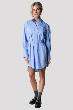 Jurken*Colourful Rebel Brienna Striped Blouse Dress | Blue
