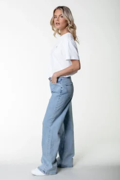Broeken*Colourful Rebel Gaias High Rise Denim | Light blue denim Lightbluedenim