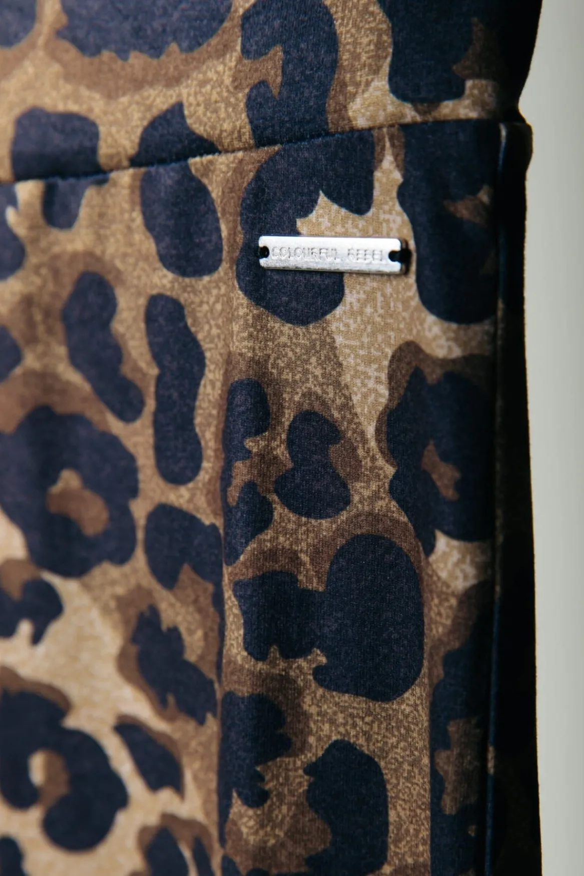 Broeken*Colourful Rebel Leopard Peached Flare | Warm Brown Warmbrown