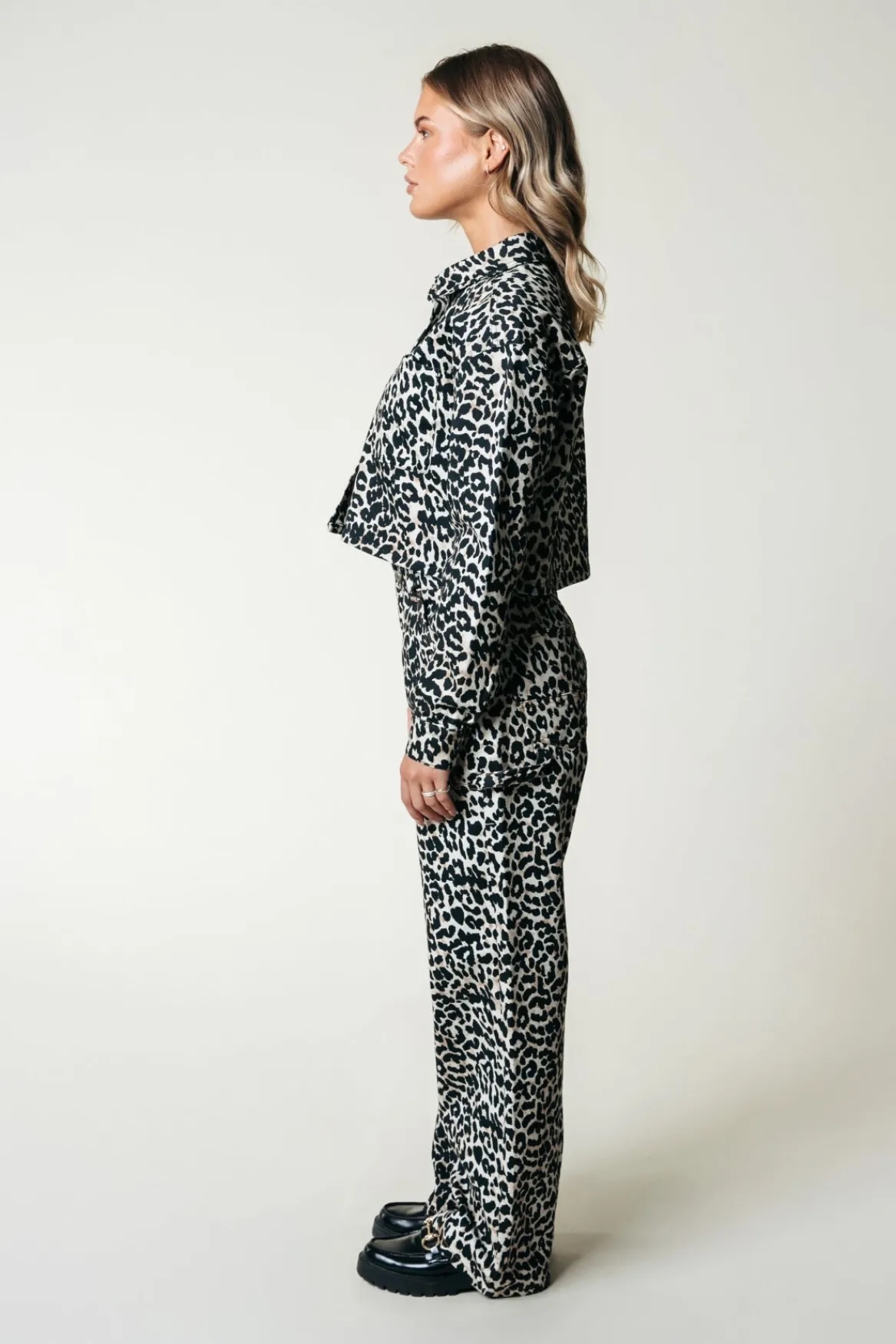 Blouses*Colourful Rebel Olle Leopard Cropped Denim Blouse | Beige